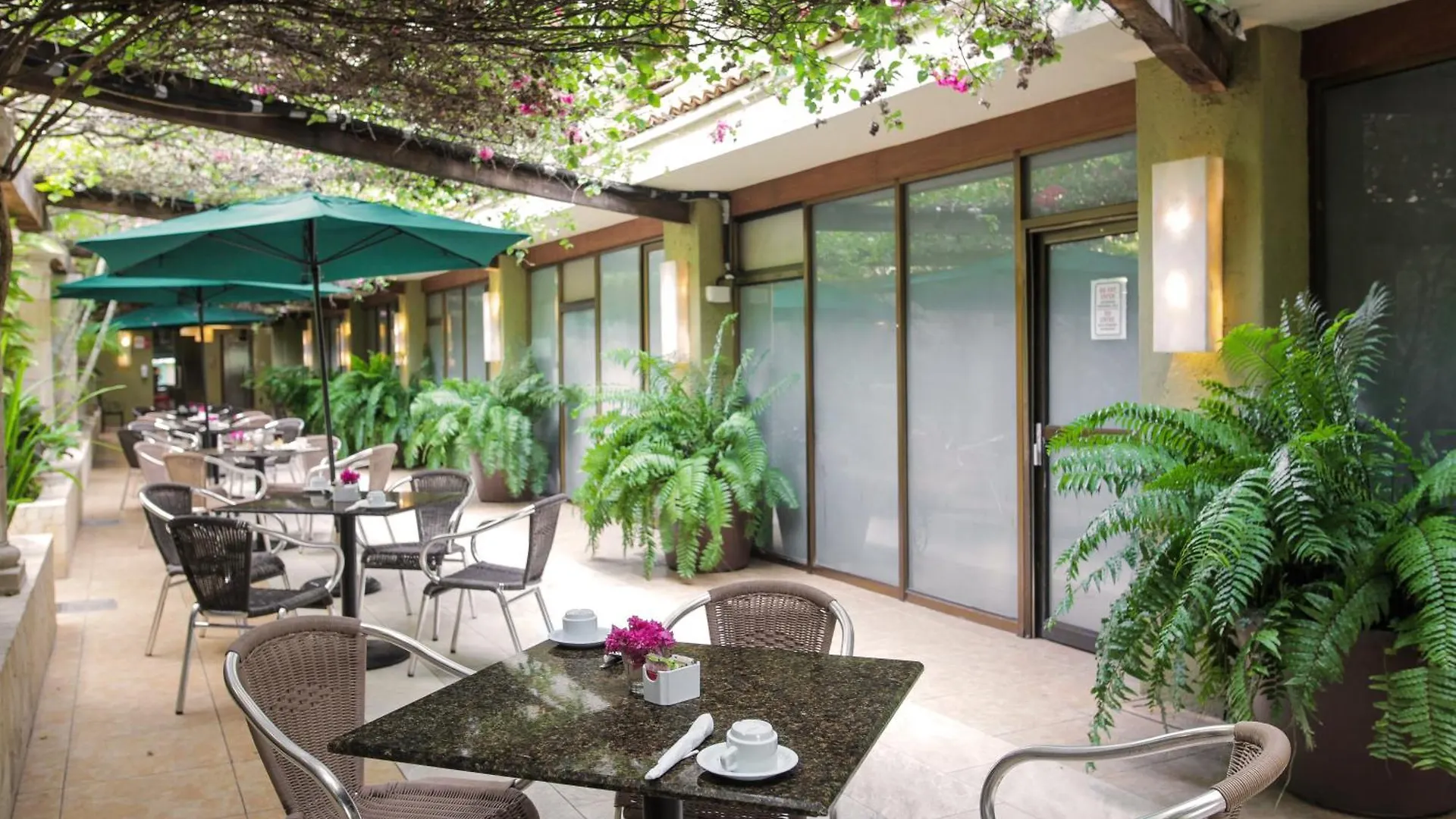 *** Hotel Suites Colonial Cozumel México