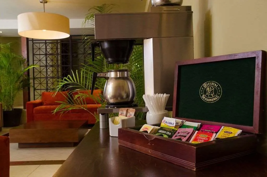 Suites Colonial Cozumel Hotel