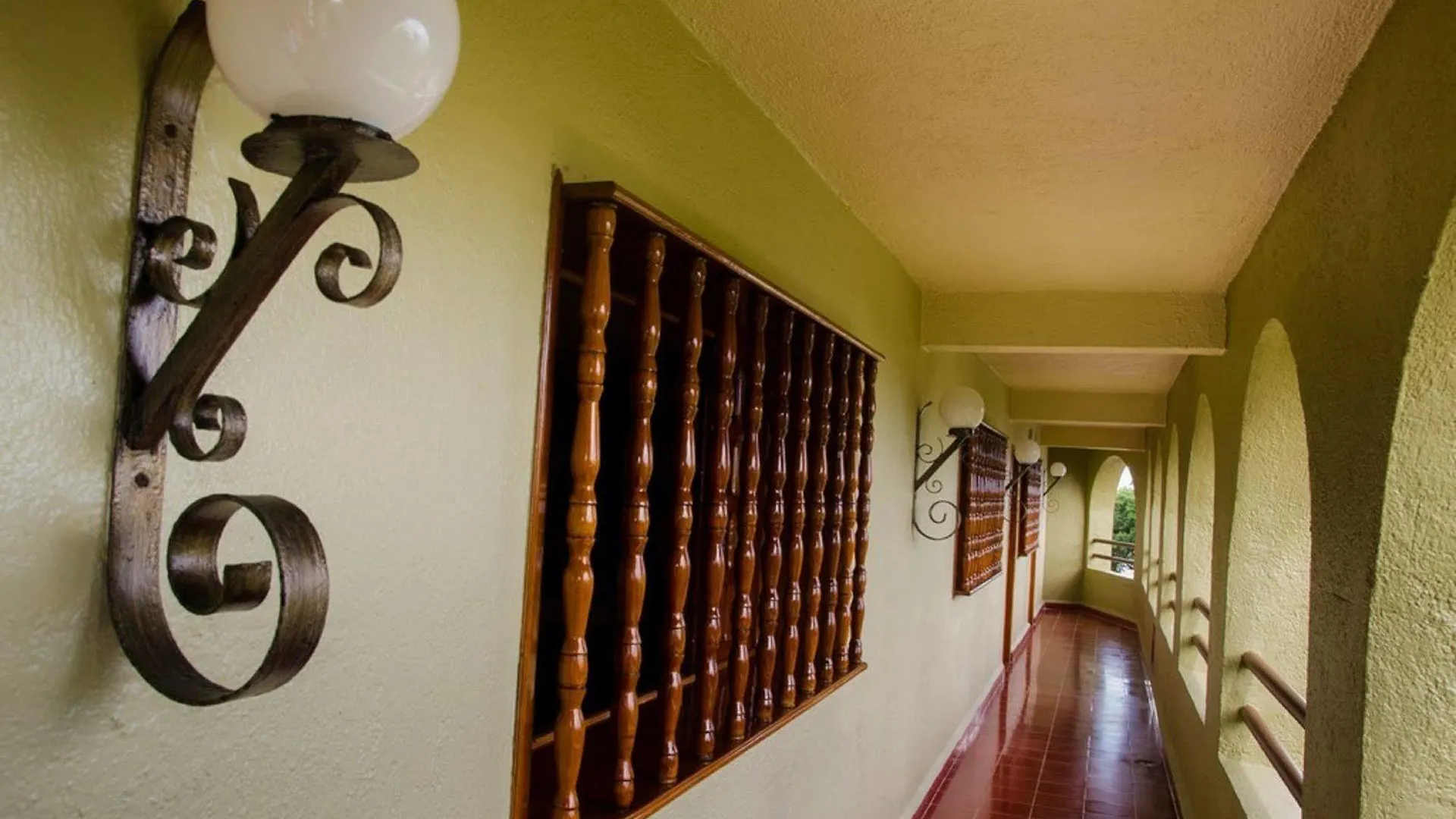 Suites Colonial Cozumel 3*,