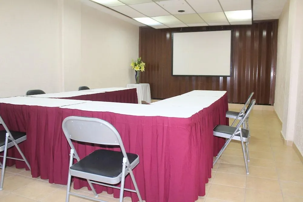 Suites Colonial Cozumel 3*,