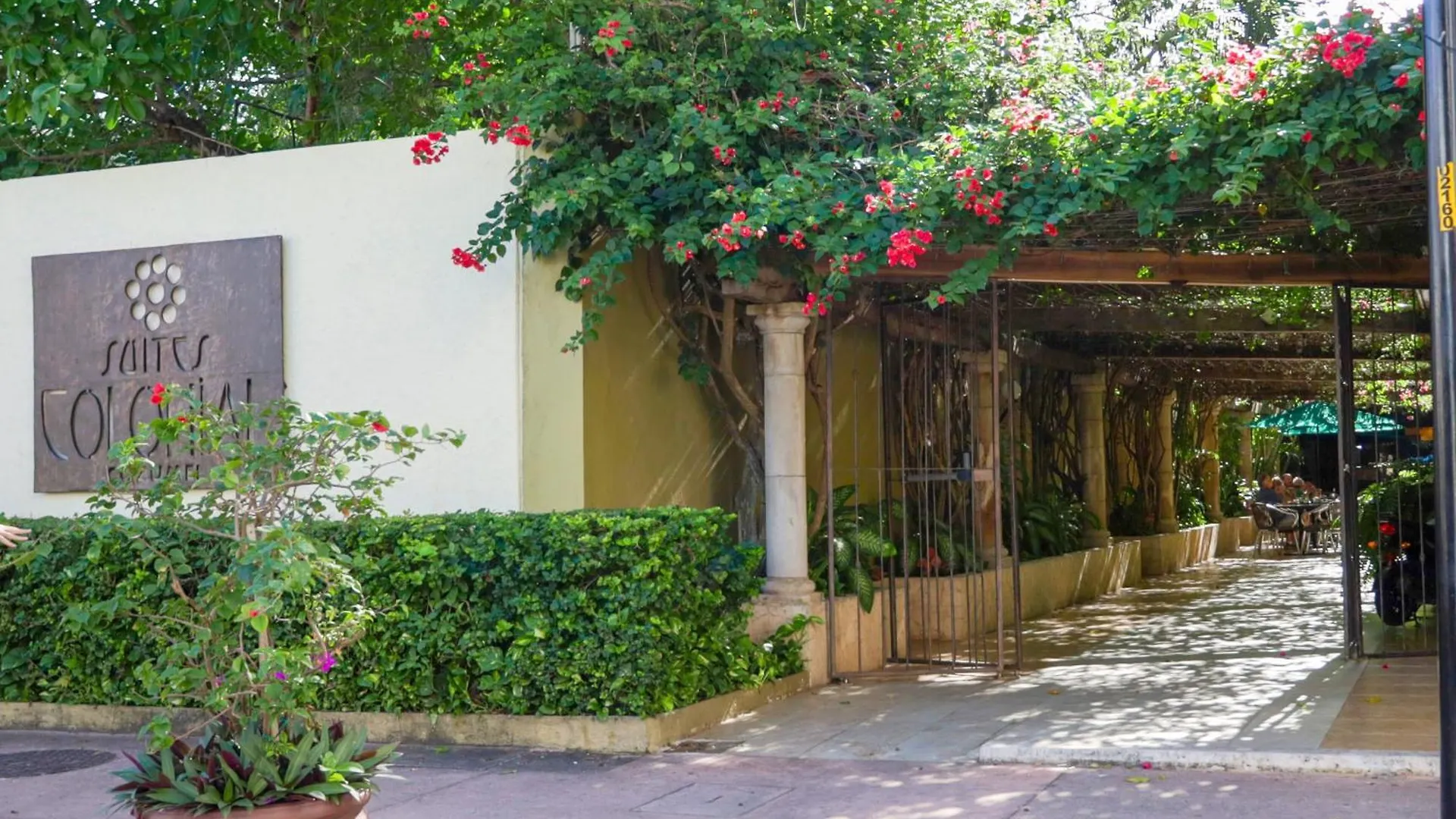 Suites Colonial Cozumel Hotel