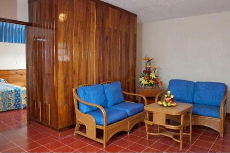 Suites Colonial Cozumel 3*,